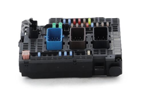 Used Fuse box Fuse box PEUGEOT 308 II (LB_, LP_, LW_, LH_, L3_) 2.0 BlueHDi 150 (150 hp) 40248301 40248301