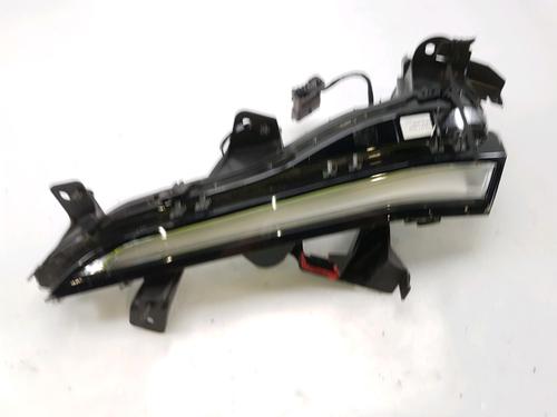 Used Right daytime light Right daytime light PEUGEOT 508 SW II (FC_, FJ_, F4_) PSE Hybrid4 360 (F45GBT) (200 hp) 10442826 10442826