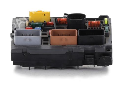 Used Fuse box PEUGEOT PARTNER Tepee 1.6 HDi 75 (16V) (75 hp) 31367637