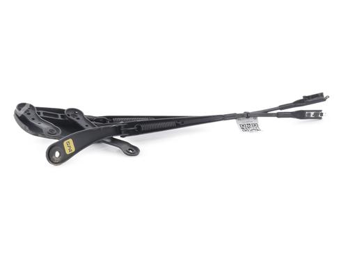 front-windshield-wiper-arm-mercedes-benz-a-class-w176-2012-2013-2014-2015-2016-2017-2018-36181926 main image