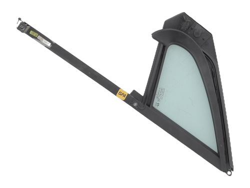 Front right quarter glass PEUGEOT 208 I (CA_, CC_) 1.6 HDi | BP31867561C112