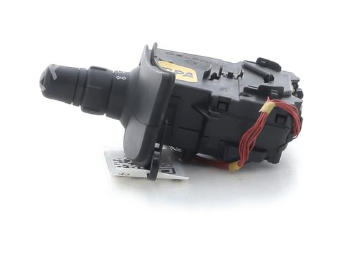 switch-renault-clio-iii-br01-cr01-2005-2006-2007-2008-2009-2010-2011-2012-2013-2014-32460093 main image