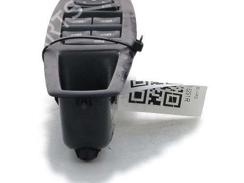 Left front window switch RENAULT SCÉNIC III (JZ0/1_) 1.5 dCi | BP29443925I27 