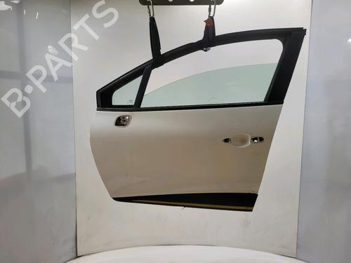 Used Left front door Left front door RENAULT CLIO IV (BH_) 1.5 dCi 90 (90 hp) 40004414 40004414
