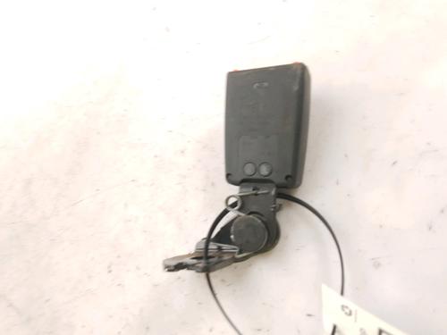 Used Seat buckle FORD FIESTA VI (CB1, CCN) 1.6 TDCi (95 hp) 27916522