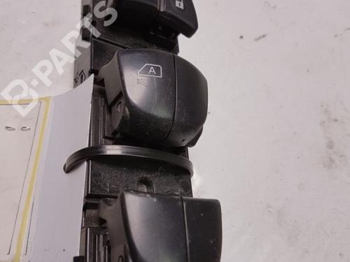 Used Left front window switch Left front window switch NISSAN PULSAR Hatchback (C13) 1.5 dCi (110 hp) 10453978 10453978