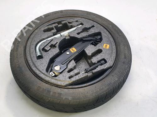 Used Jack Kit VW GOLF VI (5K1) 1.6 TDI (105 hp) 29602347