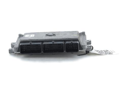 engine-control-unit-ecu-dacia-sandero-ii-2012-32006457 main image