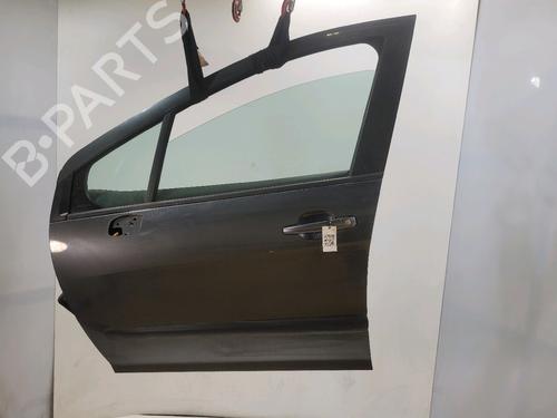 Used Left front door Left front door 37600119 37600119