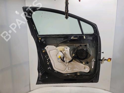Left front door PEUGEOT 5008 (0U_, 0E_) 1.6 BlueHDi 120 | BP29702133C2 