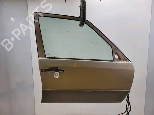 Used Right front door Right front door MERCEDES-BENZ 124 T-Model (S124) 230 TE (124.083) (132 hp) 31875683 31875683