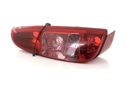 Right taillight PEUGEOT 807 (EB_) 2.0 HDI | BP29416363C35 