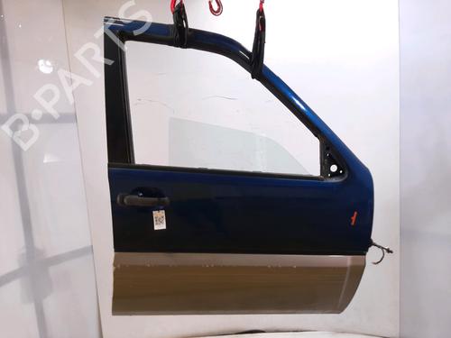 Used Right front door NISSAN TERRANO II (R20) 2.7 TDi 4WD (125 hp) 15190377