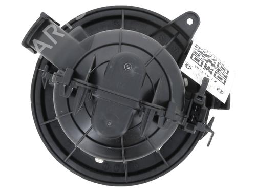 Used Heater blower motor PEUGEOT 208 II (UB_, UP_, UW_, UJ_) 1.2 PureTech 100 (101 hp) 31985452