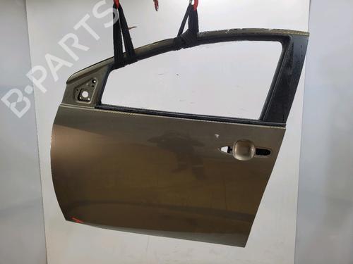 Porte avant gauche TOYOTA YARIS (_P21_, _PA1_, _PH1_) 1.5 Hybrid (MXPH10, MXPH11) (116 hp) 33009555