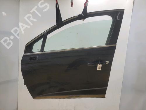 Used Left front door Left front door RENAULT CLIO V (B7_) 1.0 TCe 100 (B7MT) (101 hp) 34575362 34575362
