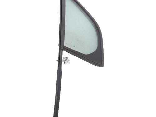 front-right-quarter-glass-citroen-c3-ii-sc_-2009-35748503 main image