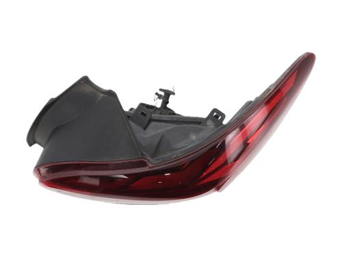 right-taillight-dacia-sandero-iii-2021-36513648 main image
