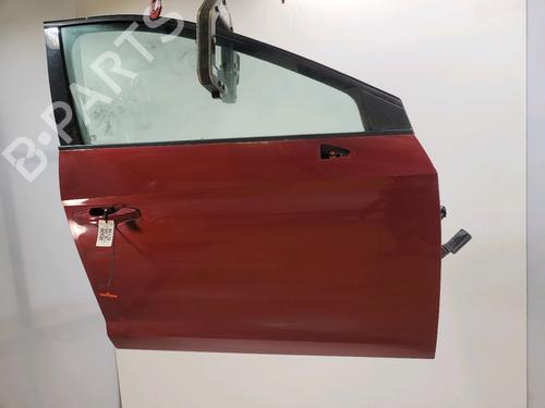 Used Right front door Right front door 37191792 37191792