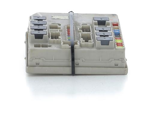 Used Fuse box RENAULT CLIO III (BR0/1, CR0/1) 1.5 dCi (88 hp) 31985942