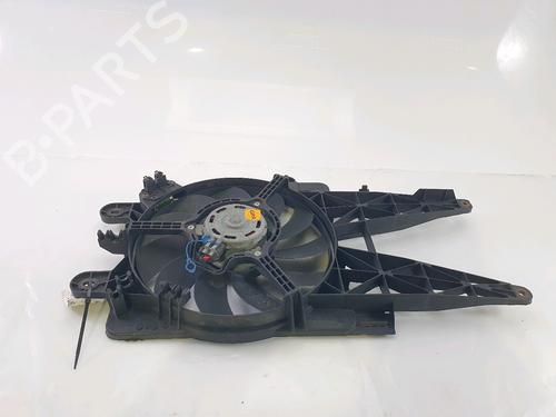 Køleventilator elektrisk FIAT PUNTO (188_) 1.2 60 (188.030, .050, .130, .150, .230, .250) (60 hp) 24481190