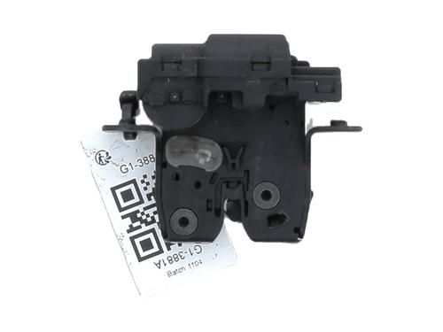 Used Tailgate lock RENAULT TWINGO II (CN0_) 1.2 16V (CN0K, CN0V, CN0A) (76 hp) 30693611