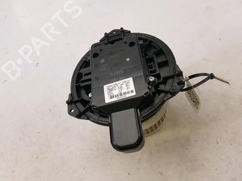 Heater blower motor TOYOTA COROLLA Hatchback (_E21_, _EA1_, _EH1_) 1.8 Hybrid (ZWE211) (122 hp) 13893874