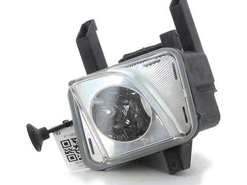 Used Right front fog light OPEL MERIVA A MPV (X03) 1.4 16V Twinport (E75) (90 hp) 27490166