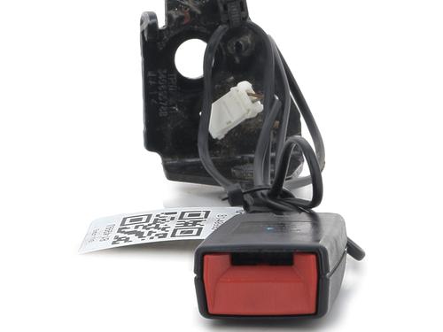 Sikkerhedssele-spænde PEUGEOT 3008 I MPV (0U_) 1.6 HDi (112 hp) 30607761