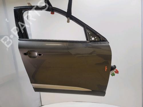 Used Right front door Right front door 36831504 36831504