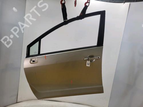 Used Left front door TOYOTA COROLLA Verso (ZER_, ZZE12_, R1_) 1.8 (ZNR11_, ZNR11R) (129 hp) 32013528