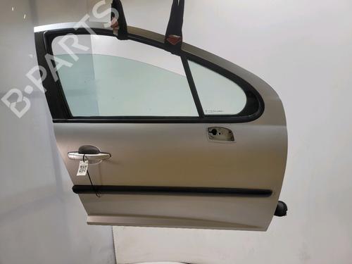 Used Right front door Right front door 37752381 37752381