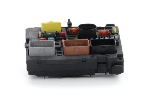 Used Fuse box Fuse box 36907950 36907950