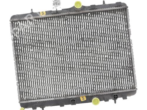Used Water radiator Water radiator 37457193 37457193