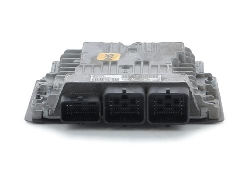 Used Engine control unit (ECU) Engine control unit (ECU) PEUGEOT 5008 (0U_, 0E_) 1.6 HDi (112 hp) 33229859 33229859