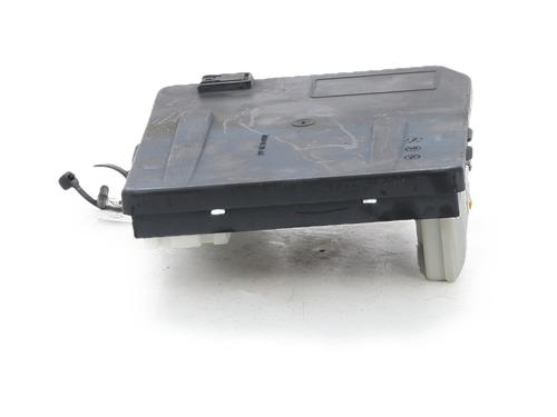 Used Fuse box Fuse box 38918472 38918472