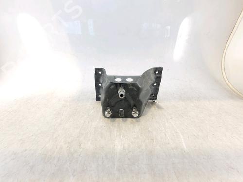 Used Support MITSUBISHI PAJERO CLASSIC (V2_W, V6_W, V7_W) [2001-2025]  27905229