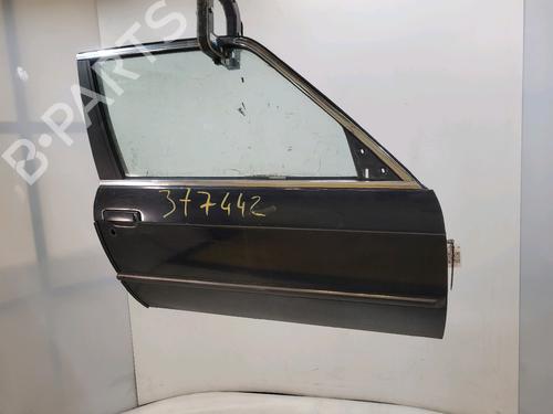 Dør høyre foran BMW 3 (E30) 318 i (105 hp) 31661170
