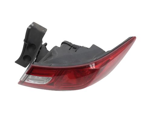 right-taillight-renault-clio-iv-bh_-2012-2013-2014-2015-2016-2017-2018-2019-2020-2021-31866860 main image