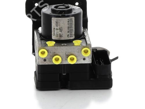 Módulo de ABS TOYOTA YARIS (_P9_) 1.4 D-4D (NLP90_, NLP90R) | BP29988277M43
