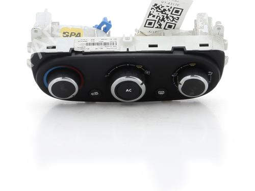 Used Climate control Climate control 36898332 36898332