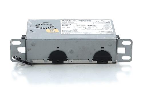 Used Radio RENAULT MEGANE IV Hatchback (B9A/M/N_) 1.5 Blue dCi 115 (B9A6) (116 hp) 30957488