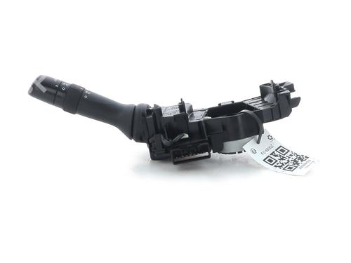 Used Switch TOYOTA YARIS (_P9_) 1.4 D-4D (NLP90_, NLP90R) (90 hp) 31350105