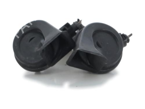 Used Horn VW TOURAN (5T1) 1.5 TSI (150 hp) 30827733