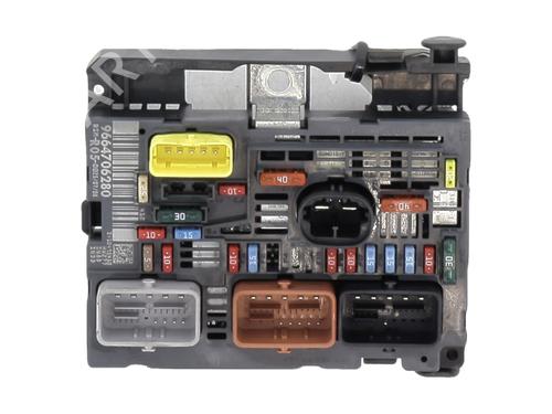 Fuse box PEUGEOT 308 SW I (4E_, 4H_) 1.6 HDi | BP27915054E1 