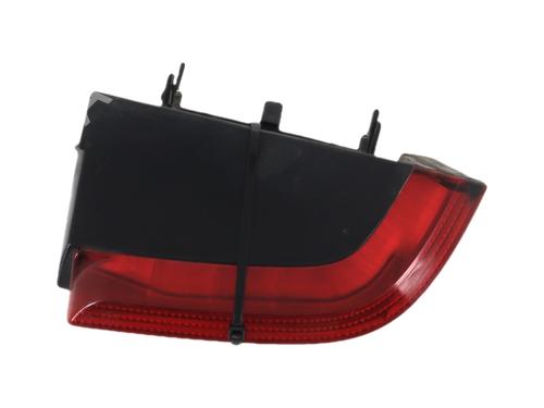 Used Right taillight Right taillight VW TRANSPORTER T4 Bus (70B, 70C, 7DB, 7DK, 70J, 70K, 7DC, 7DJ) 2.5 TDI (102 hp) 39665983 39665983