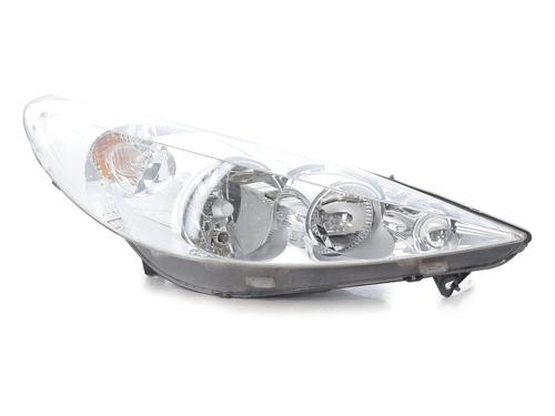 Used Right headlight Right headlight PEUGEOT 206+ (2L_, 2M_) 1.4 HDi eco 70 (68 hp) 34146405 34146405