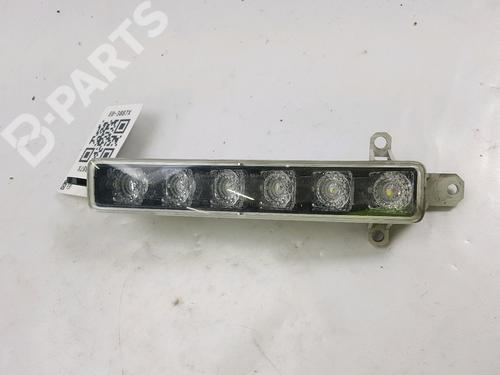 Used Right daytime light Right daytime light PEUGEOT 308 SW II (LC_, LJ_, LR_, LX_, L4_) 1.6 BlueHDi 100 (99 hp) 11120932 11120932