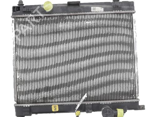 Used Water radiator Water radiator TOYOTA YARIS (_P9_) 1.33 VVT-i (NSP90_, NSP90R) (100 hp) 34118394 34118394