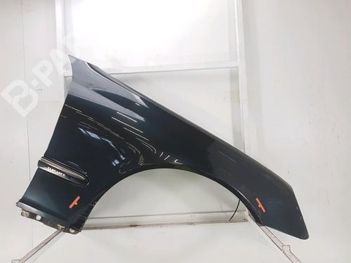Used Right front fenders Right front fenders MERCEDES-BENZ C-CLASS (W203) C 200 Kompressor (203.042) (163 hp) 10422482 10422482